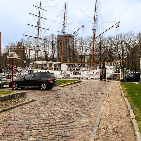 Lägenhet Near Meridianas With Parking I Cohost Klaipėda