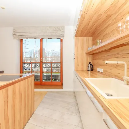 Apartman Near Meridianas With Parking I Cohost