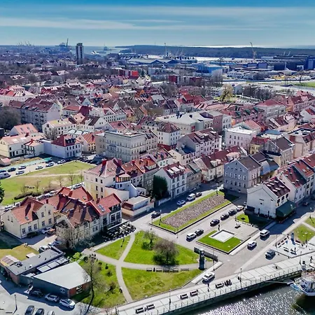 Near Meridianas With Parking I Cohost *