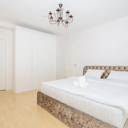 Lägenhet Near Meridianas With Parking I Cohost Klaipėda