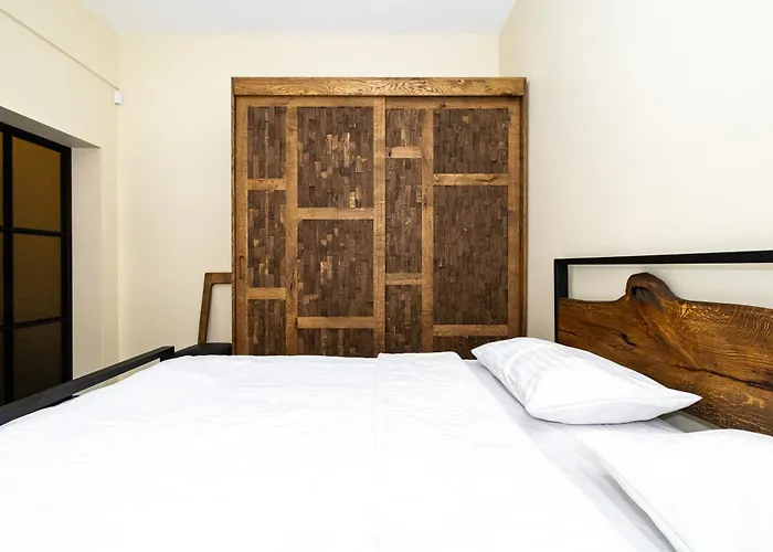 Near Meridianas With Parking I Cohost Апартаменты Клайпеда