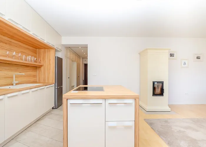 Апартаменты Near Meridianas With Parking I Cohost